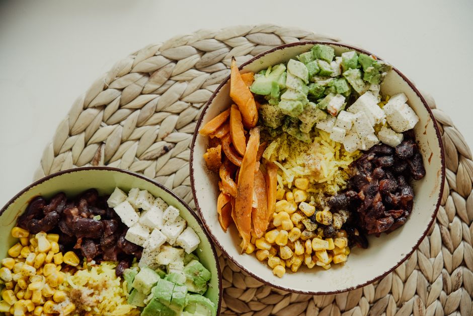 Bowls of legumes, grains and vegetables